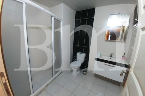 bm'den şöförler cemiyeti yanı 2+1 bağımsız 120 m2 daire&ofis