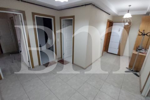 bm'den şöförler cemiyeti yanı 2+1 bağımsız 120 m2 daire&ofis